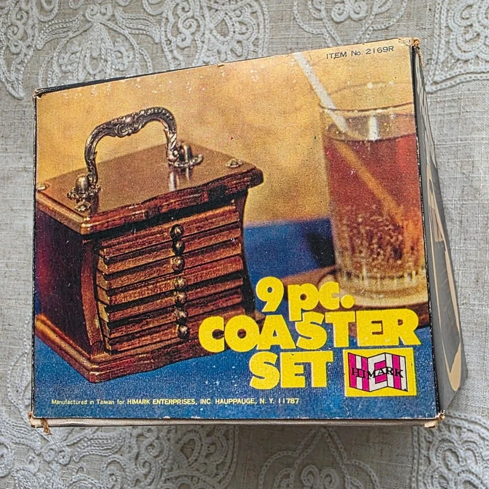 Vintage Wooden Cork Coaster Set 9pc Brown Trunk Dresser Holder Knobs Hi-Mark